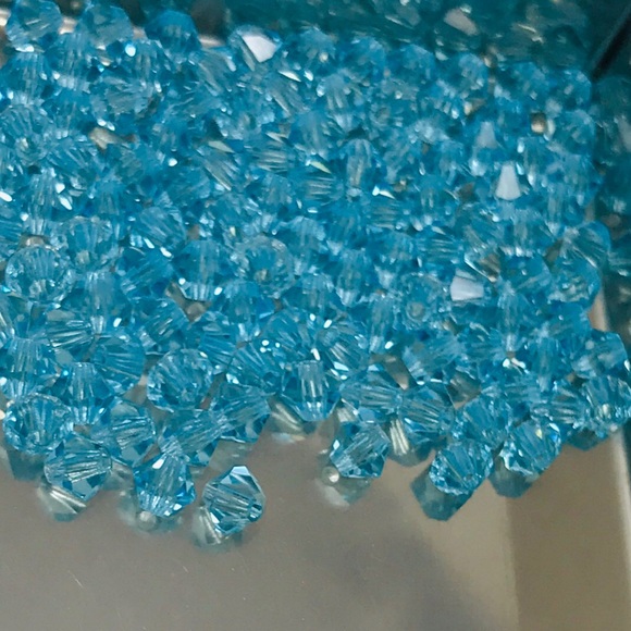 Swarovski Other - SWAROVSKI CRYSTAL BEADS (144 per pkg)